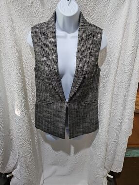 Banana Republic Women's Sleeveless Tweed Herringbone Vest XS Petite